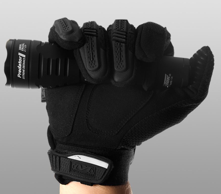 Тактический фонарь Armytek Predator (тёплый свет)